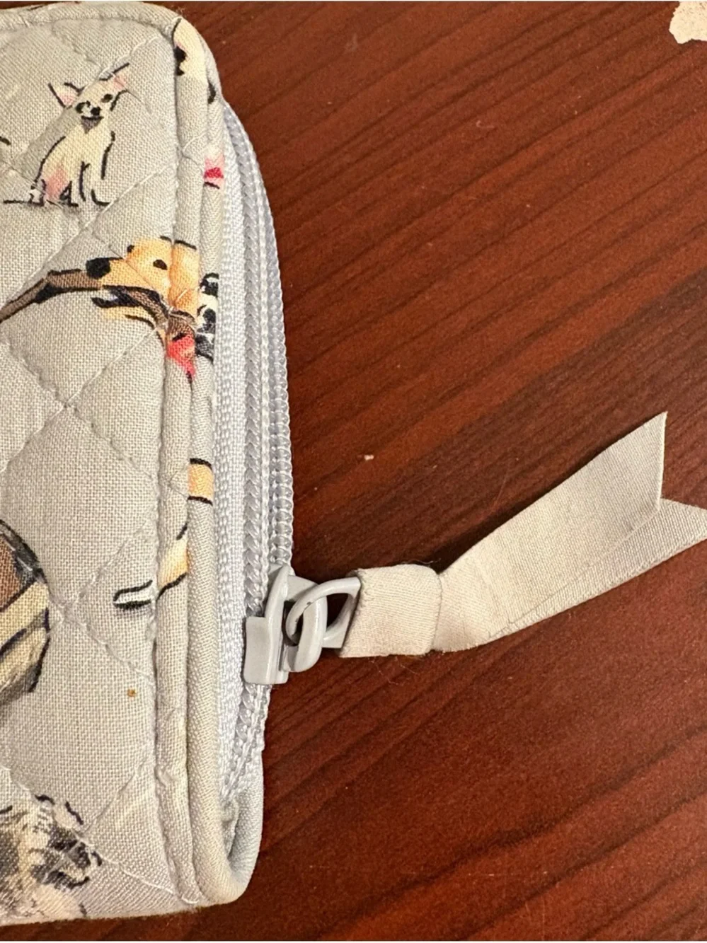 Vera Bradley Dog Wallet  8" x 5" Best In show? - Picture 2 of 6